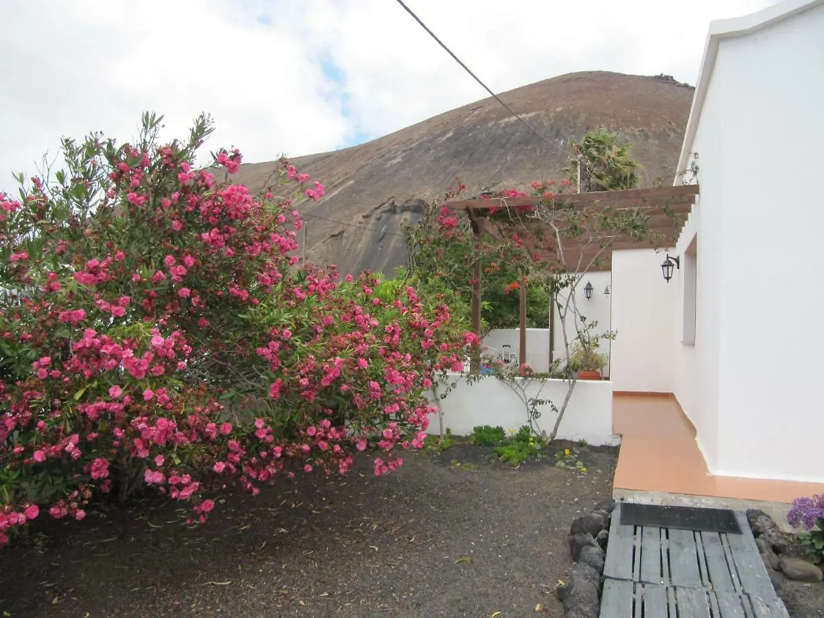 Casa Montana De Tahiche Villa